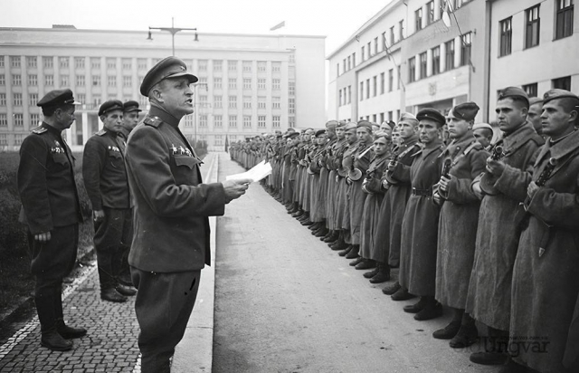 Історичні кадри: Ужгород в роки Другої світової війни (ФОТО)