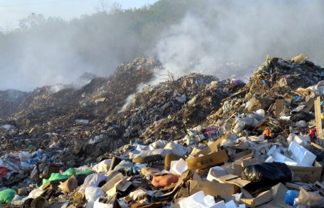 Головне сміттєзвалище Ужгорода та його району заповнено на 90,75%