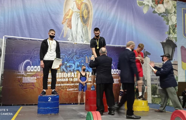 Юний закарпатець став Чемпіоном України з важкої атлетики (ФОТО, ВІДЕО)