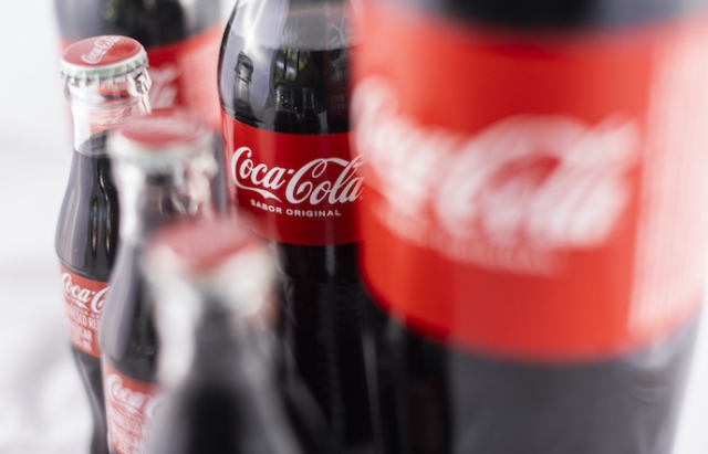Coca-Cola йде з рф: зупиняє виробництво і продажі на росії