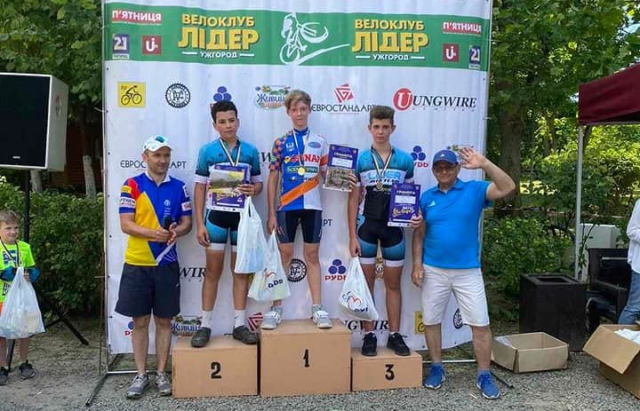 Юні спортсмени-велосипедисти з Мукачева вибороли переможні місця на обласних змагань (ФОТО)
