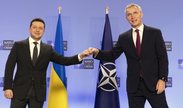 Україна подає заявку на вступ до НАТО у пришвидшеному порядку