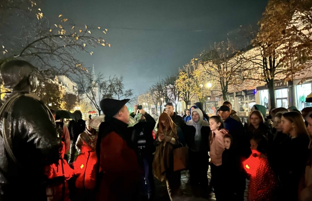 У Мукачеві відбулася традиційна хода з ліхтариками до Дня святого Мартина (ФОТО)